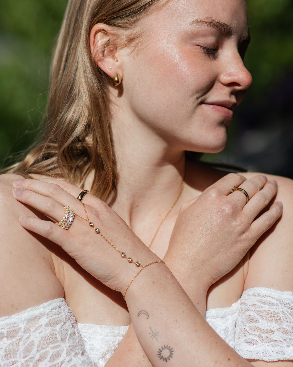 Procida Hand Chain