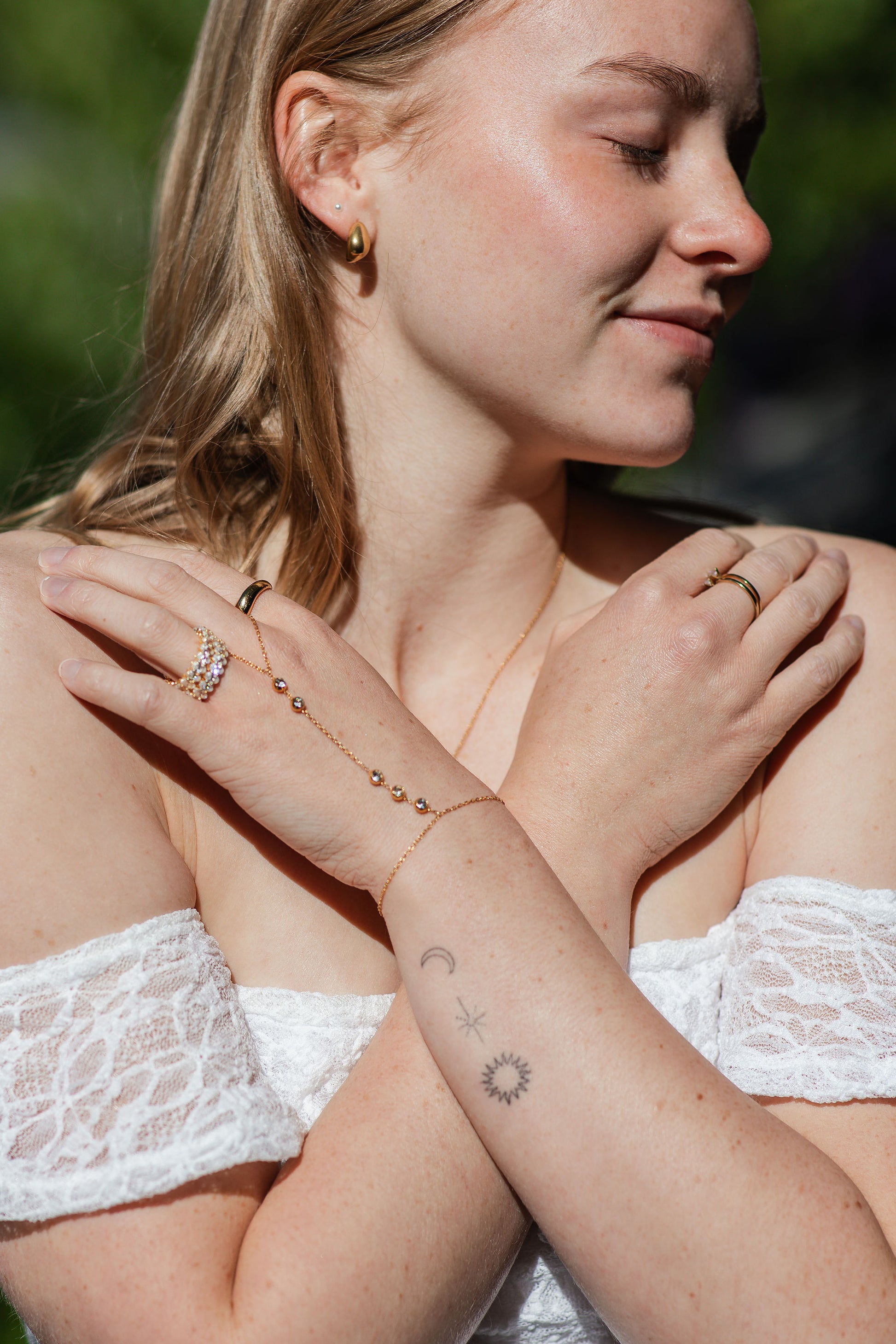 Procida Hand Chain